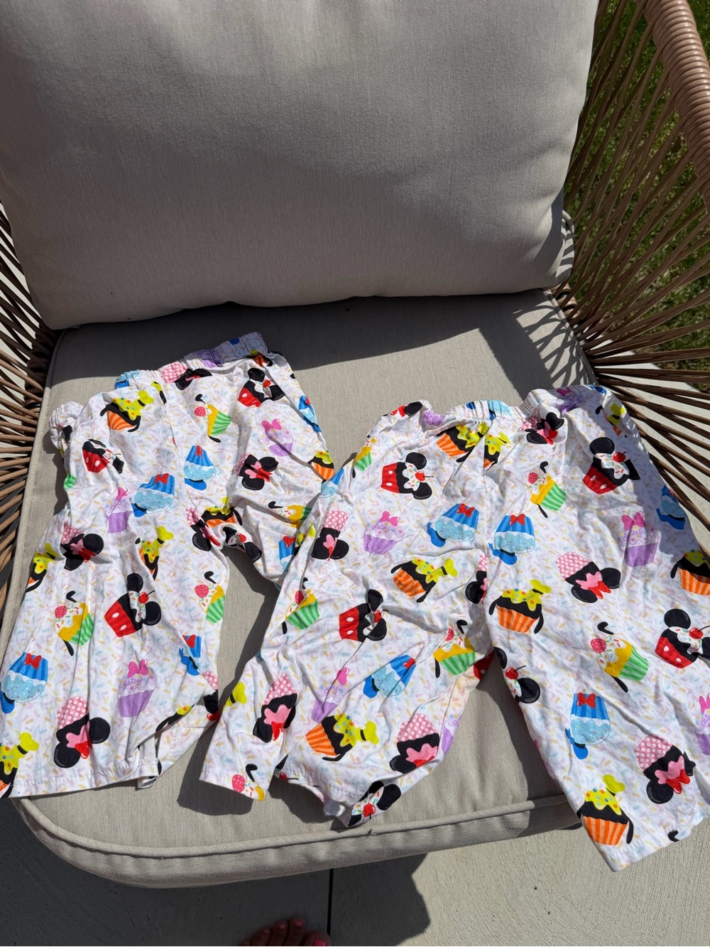 Custom 1 pair Disney White Mickey Mouse Cupcake Print Shorts